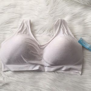Seamless comfort jacquard bra